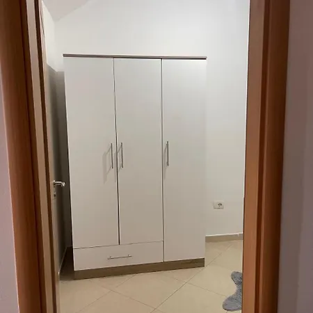 Apartment Si Hebergement *